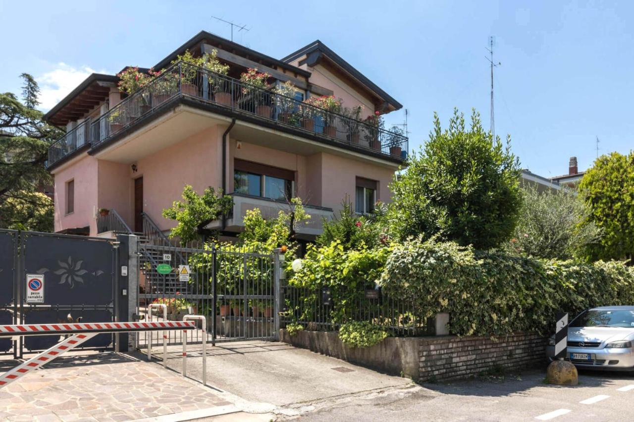 Appartement Frank Ronyo à Desenzano del Garda Extérieur photo