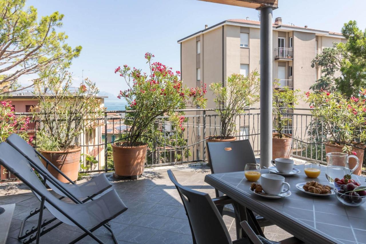 Appartement Frank Ronyo à Desenzano del Garda Extérieur photo
