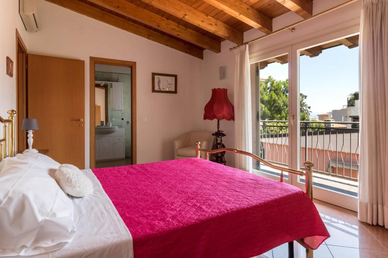 Appartement Frank Ronyo à Desenzano del Garda Extérieur photo
