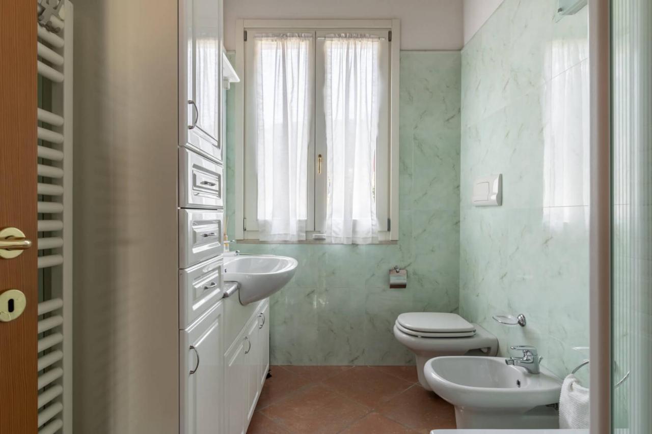 Appartement Frank Ronyo à Desenzano del Garda Extérieur photo